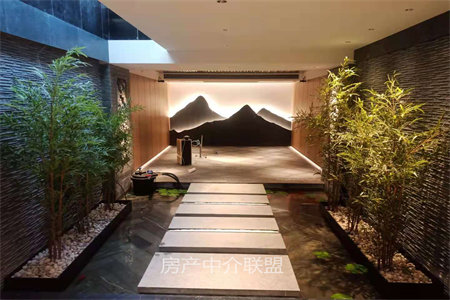 城东滕投人和天地3室2厅1卫150万138m2出售